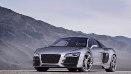 Audi R8 V12